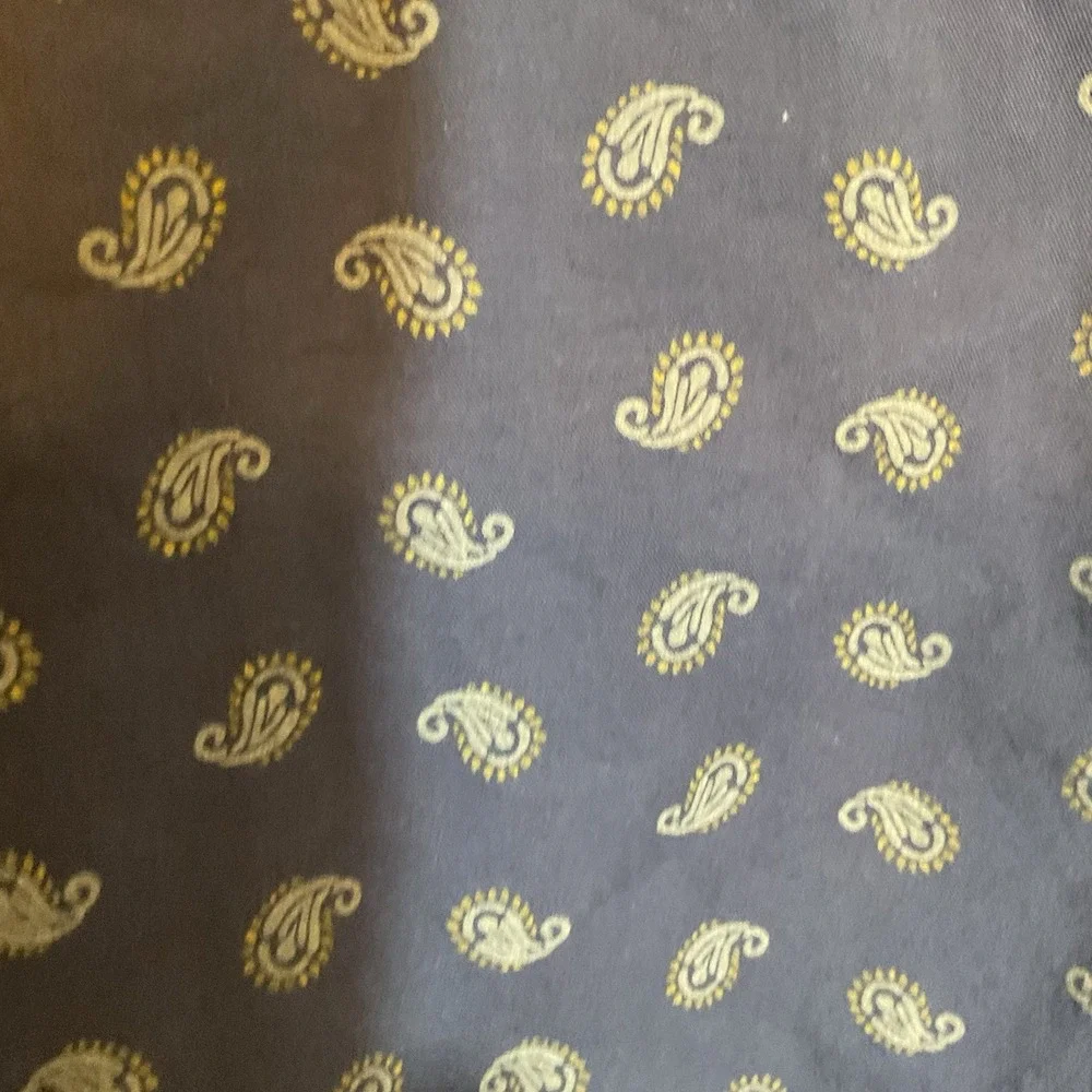 Men's Dockers Supreme Flex Blue Khakis Shorts Paisley Flat Front Stretch Size 30